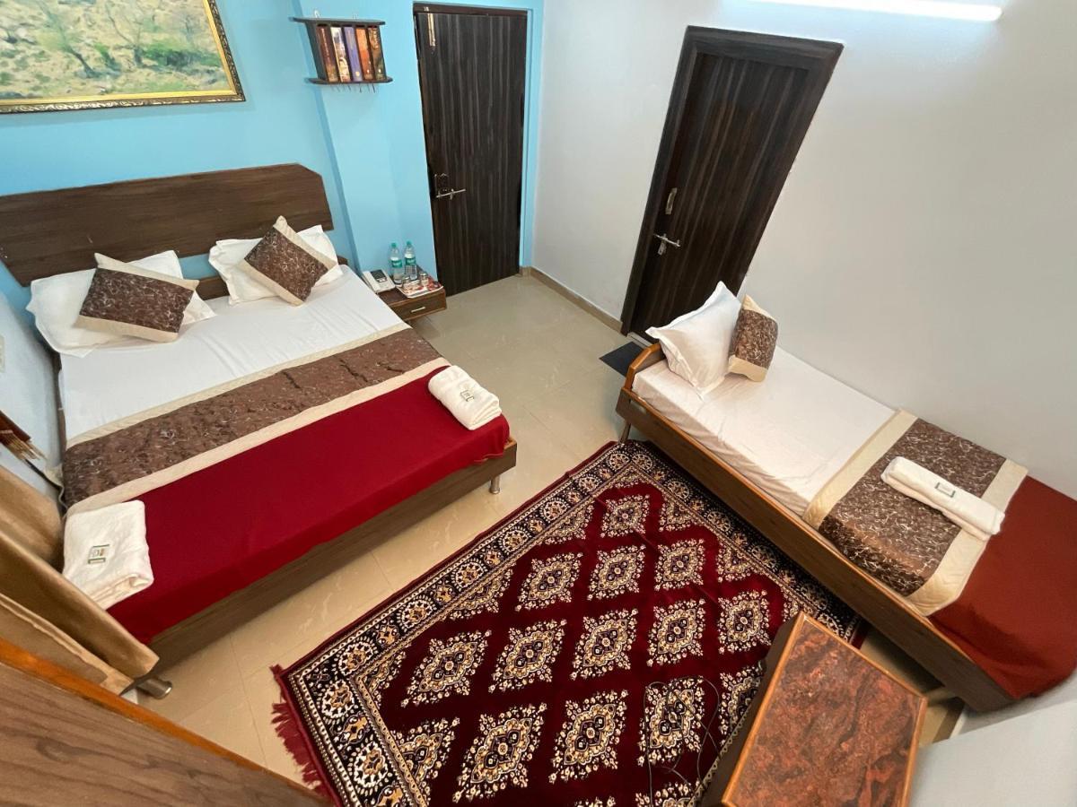 Vrindavan Comfort Inn Хайдарабад Экстерьер фото