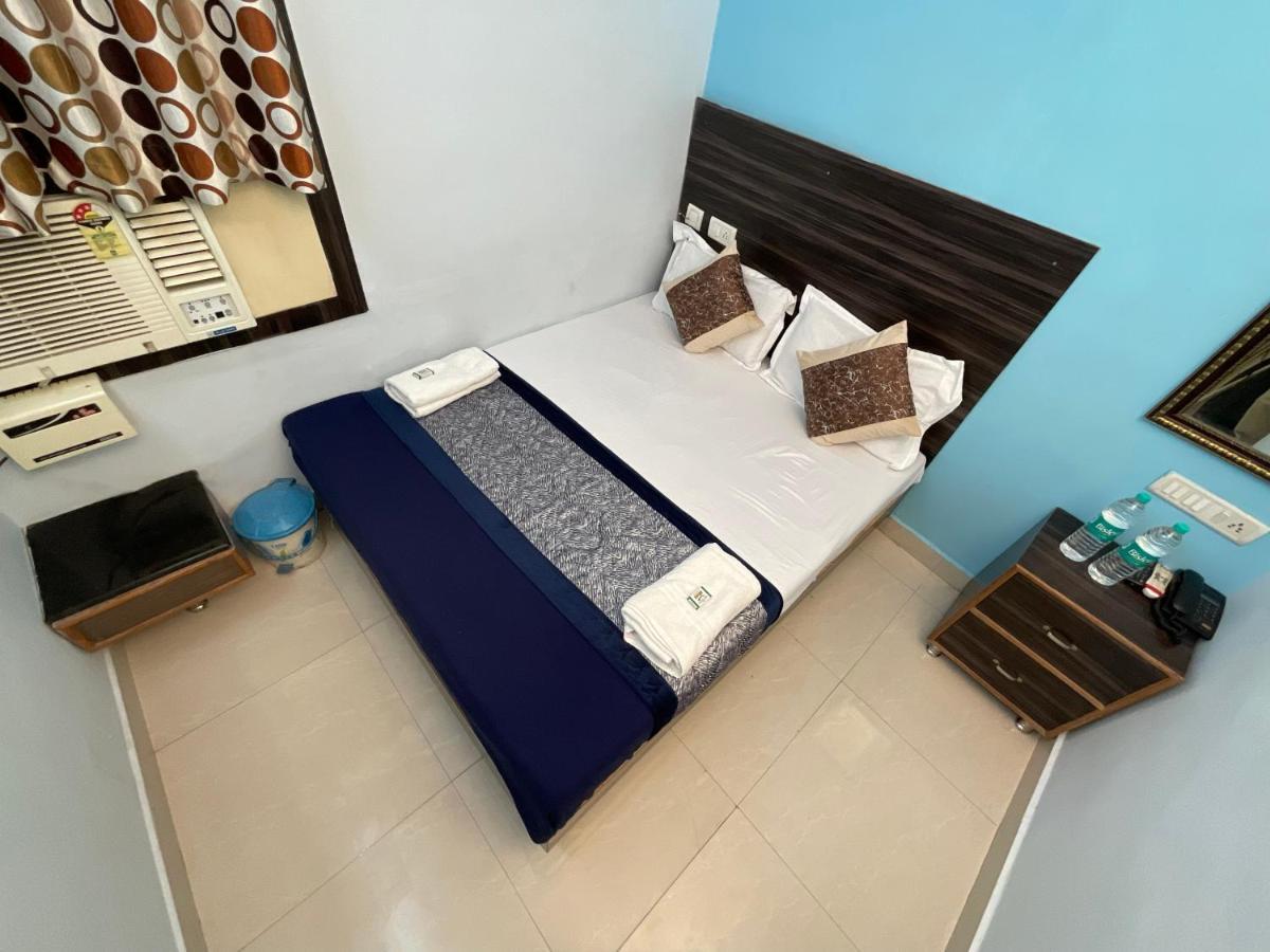 Vrindavan Comfort Inn Хайдарабад Экстерьер фото